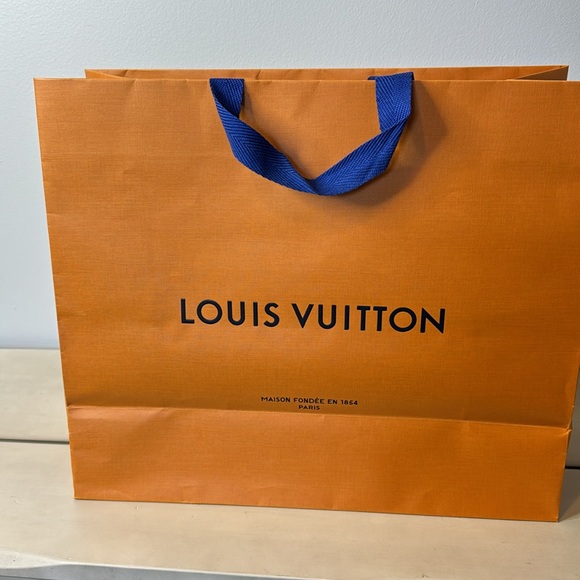 Louis Vuitton Large Shopping bag 16x13.5 - Picture 5 of 6